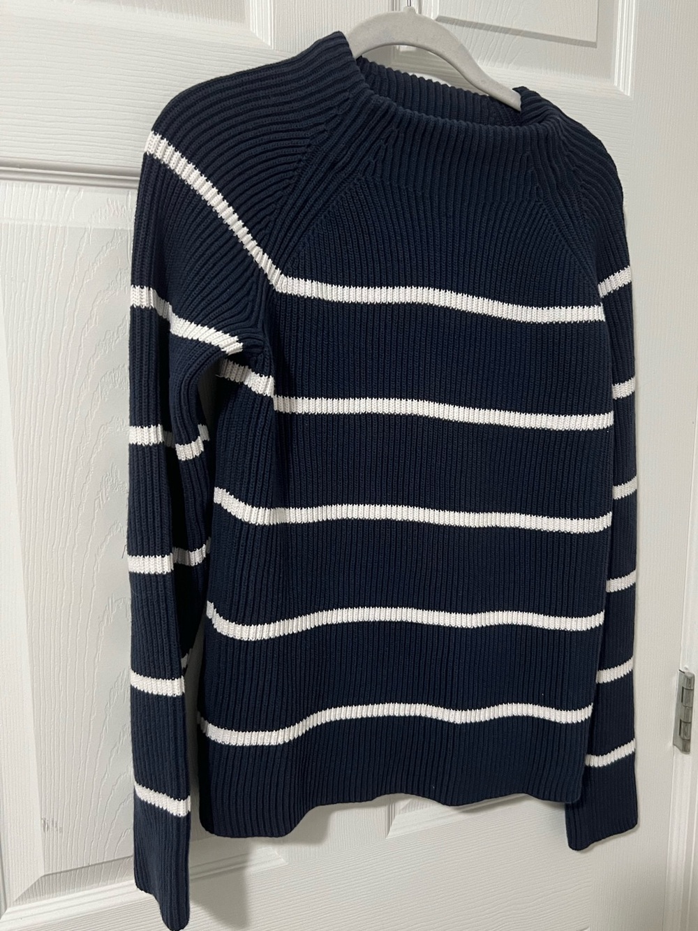 Vineyard Vines Navy and White Ribbed Crewneck Sweater